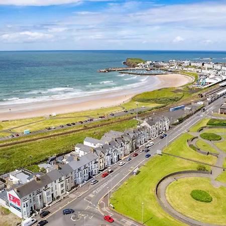 1 Princess Red - Portrush By The Sea Exterior photo