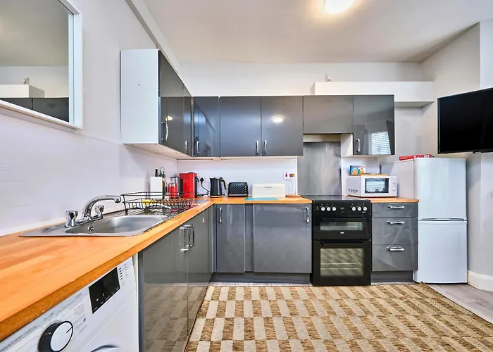 1 Princess Red - Portrush By The Sea